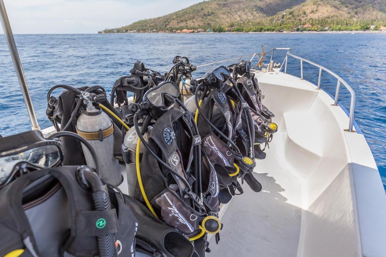 Emocean Beach Boutique Dive Resort Amed Extérieur photo